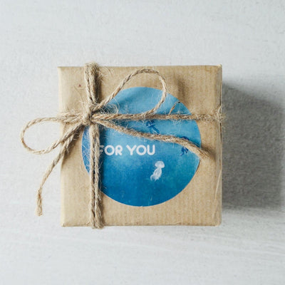 SMUK Gift Wrapping "for you, for ocean" – Hand-Drawn Jellyfish Design