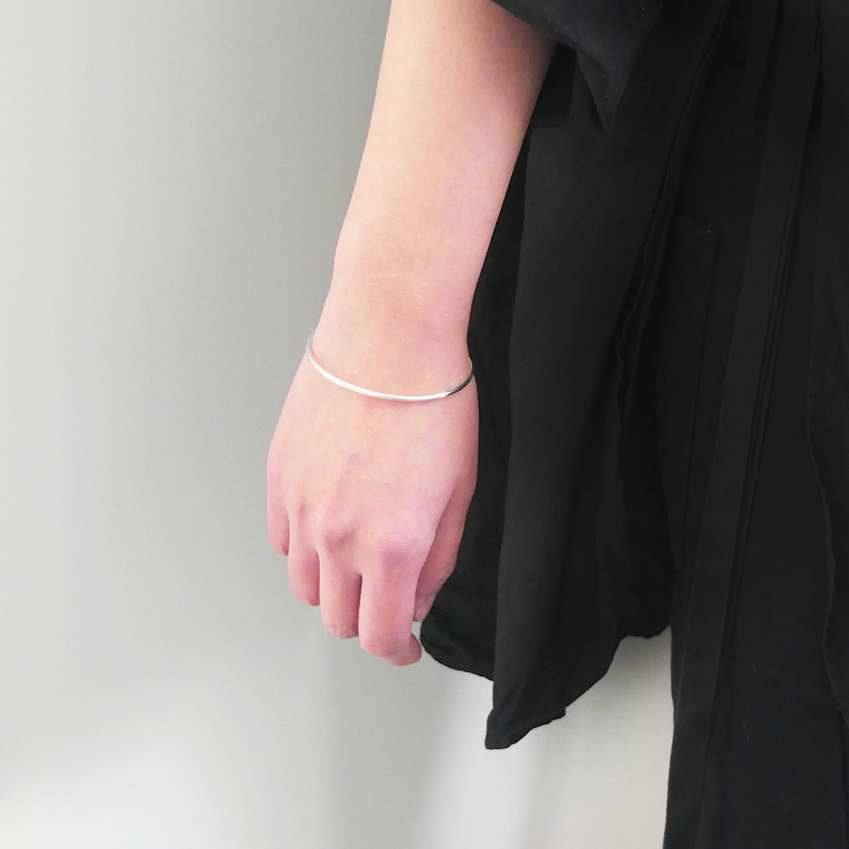 【SB250102】 Sterling Silver Bangle