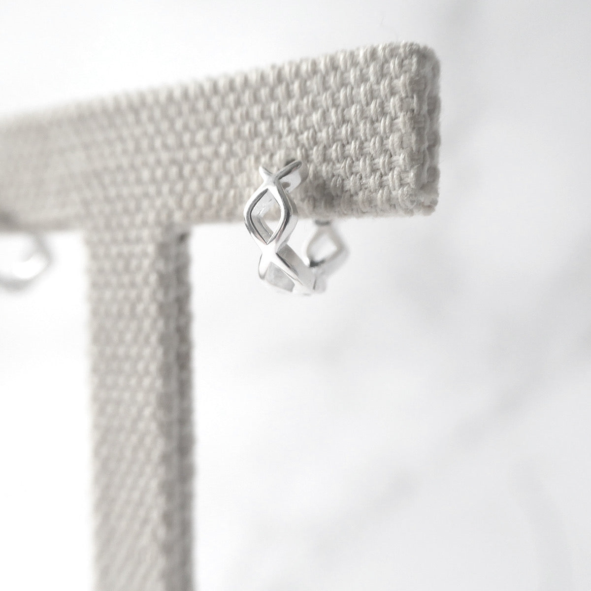 【SE240811】Sterling Silver Huggie Earrings