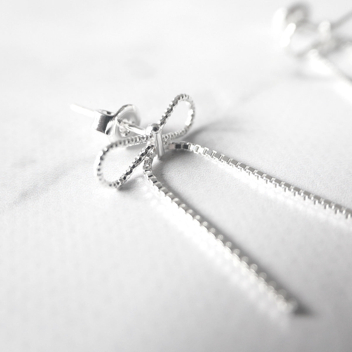 【SE240606】Sterling Silver Ribbon Dangle Earrings