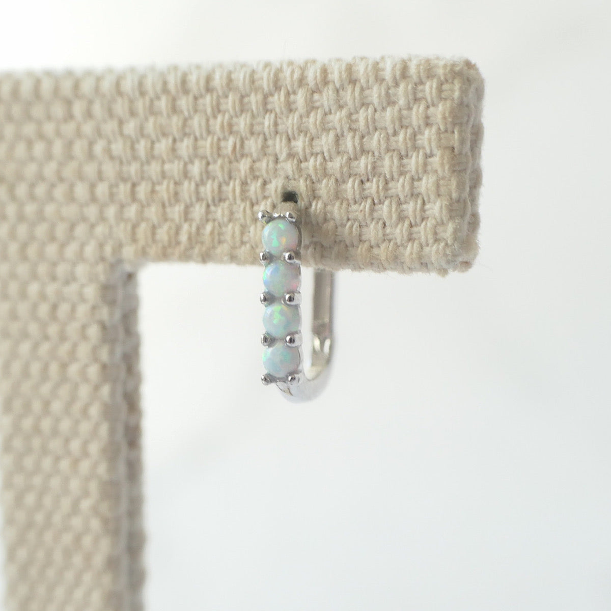 【SE250205】Sterling Silver Opal Huggie Earrings