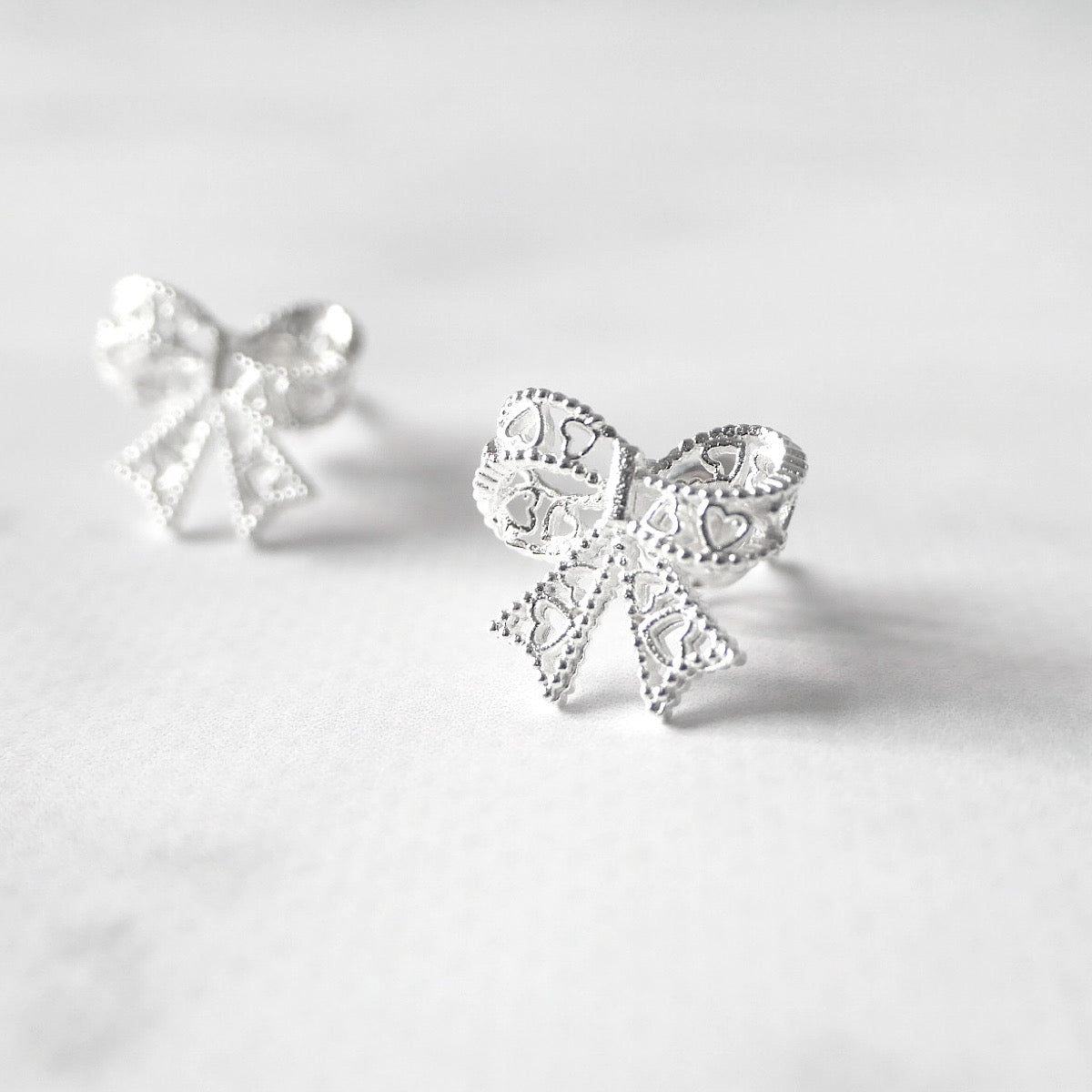 【SE240604】Sterling Silver Ribbon Stud Earrings