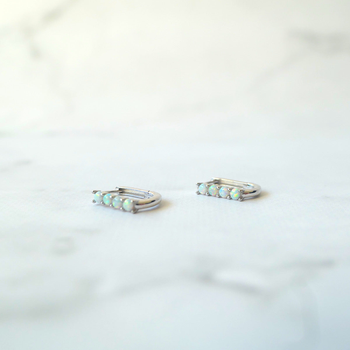 【SE250205】Sterling Silver Opal Huggie Earrings