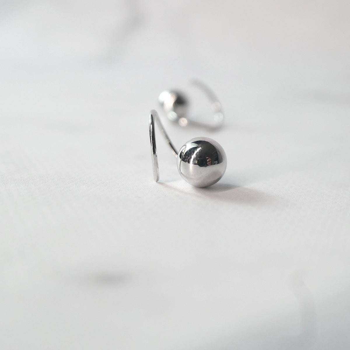 【SE240215】 Sterling Silver Threaded Earrings