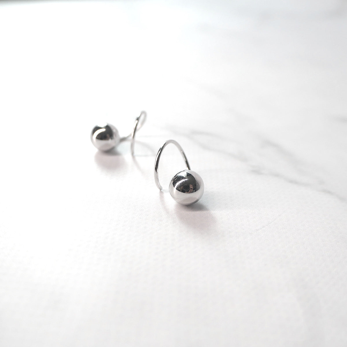 【SE240215】 Sterling Silver Threaded Earrings