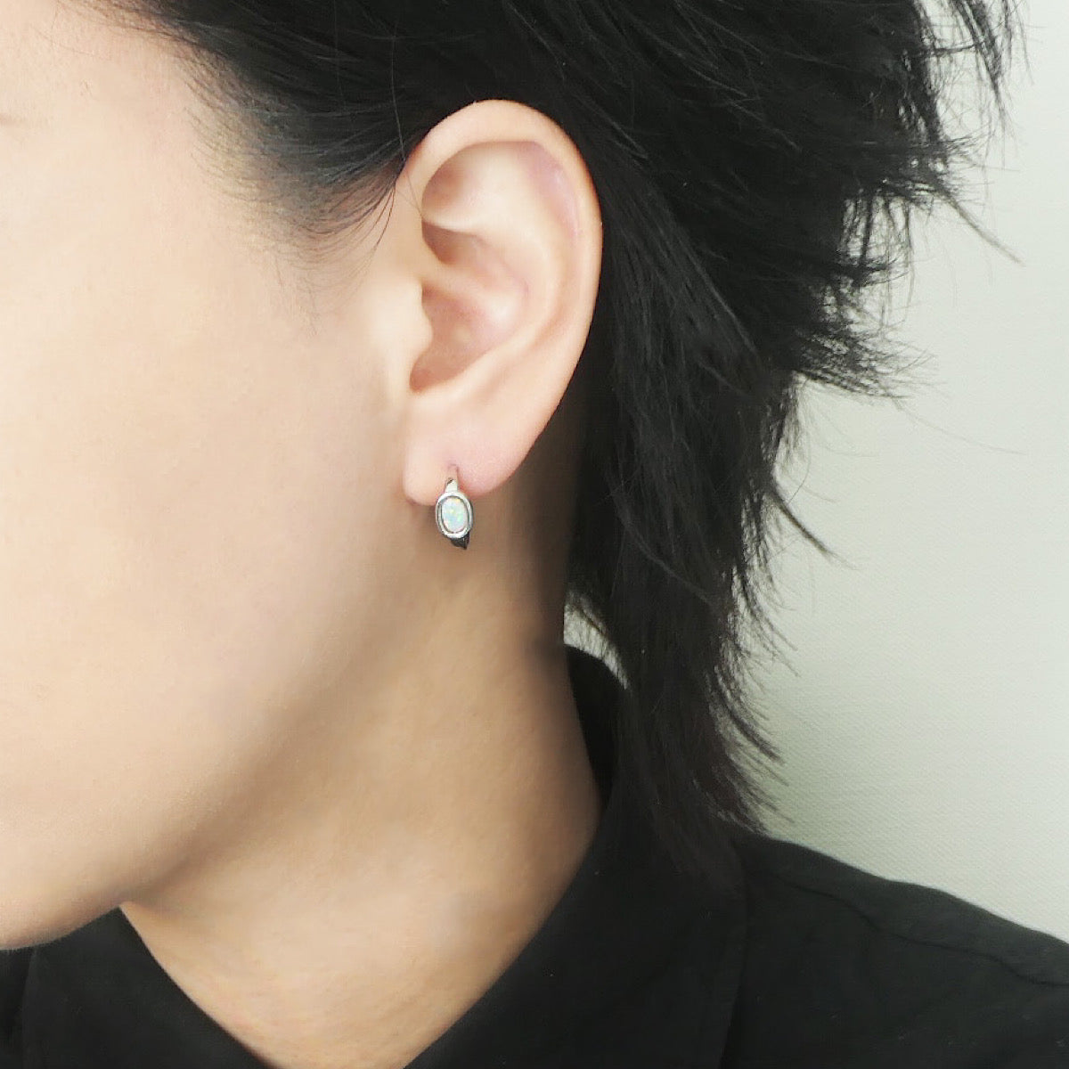 【SE250206】Sterling Silver Opal Hoop Earrings