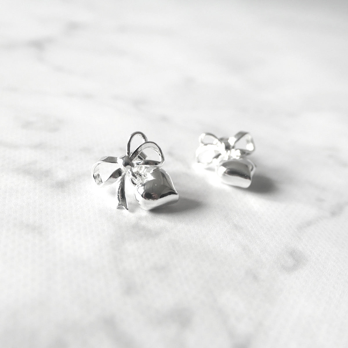 【SE240605】Sterling Silver Ribbon Dangle Earrings