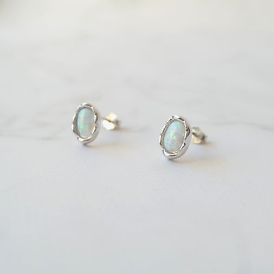 【SE250204】Sterling Silver Opal Stud Earrings