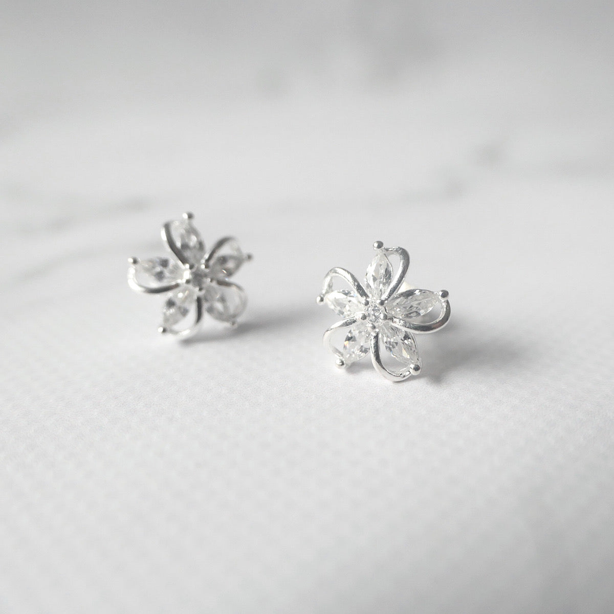 【SE240804】Sterling Silver Stud Earrings