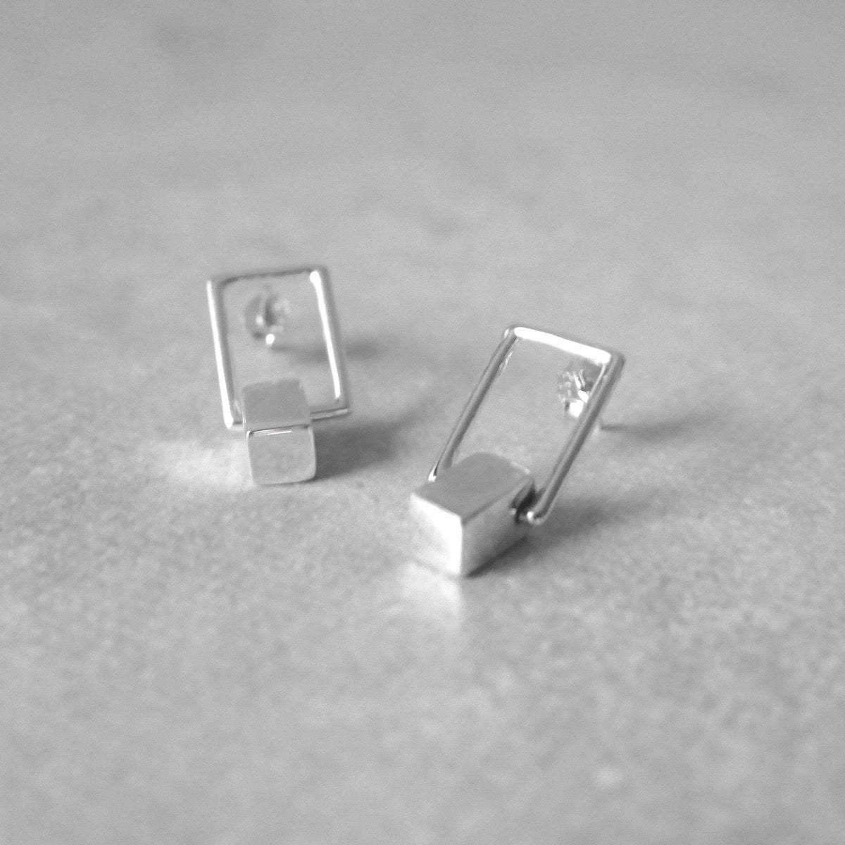 【SE240807】Sterling Silver Stud Earrings