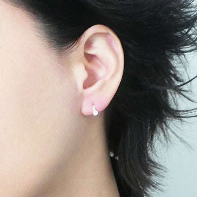 【SE241101】Sterling Silver Huggie Earrings