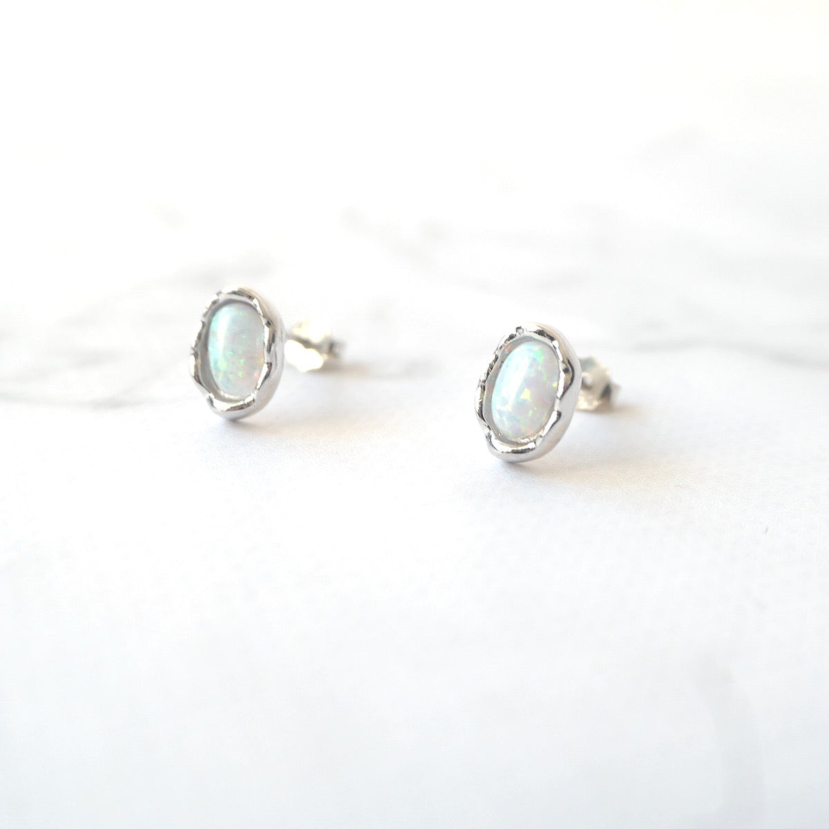 【SE250204】Sterling Silver Opal Stud Earrings