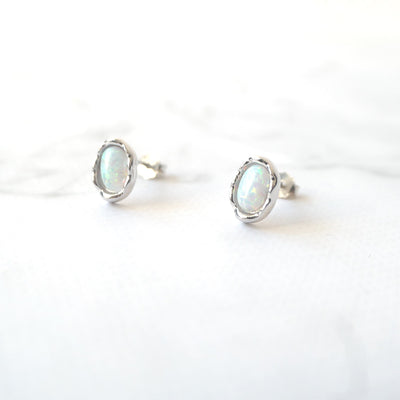 【SE250204】Sterling Silver Opal Stud Earrings