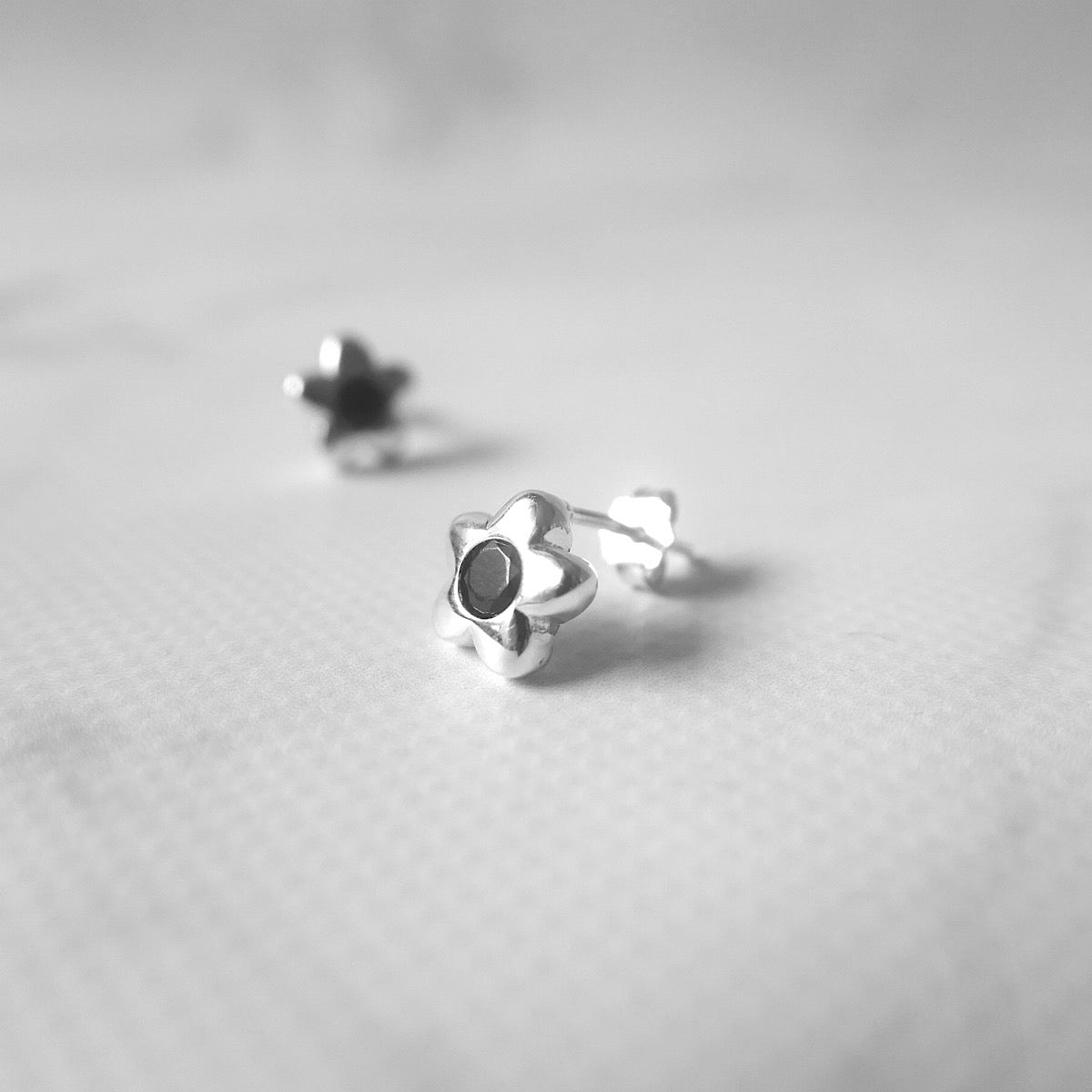 【SE240803】Sterling Silver Stud Earrings
