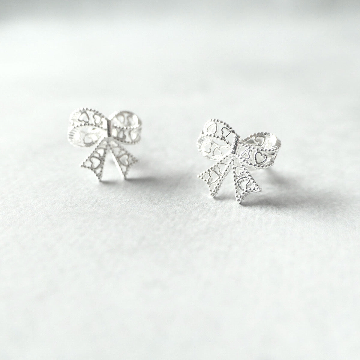 【SE240604】Sterling Silver Ribbon Stud Earrings