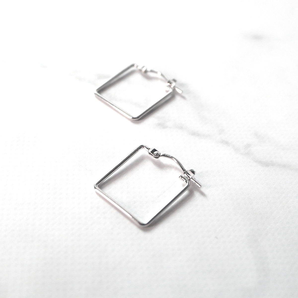 【SE240218】Sterling Silver Hoop Earrings