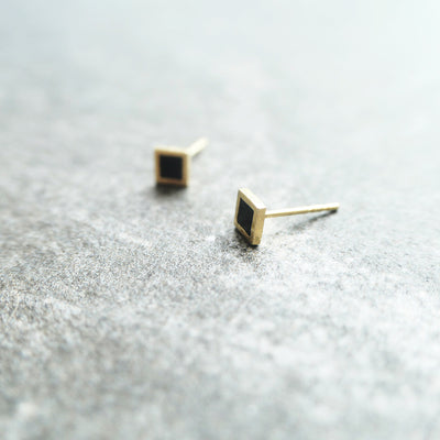 【GE230901】14K Gold Stud Earrings 