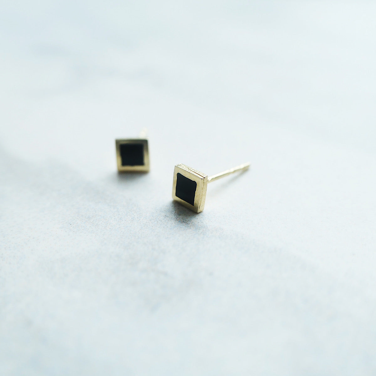 【GE230901】14K Gold Stud Earrings 