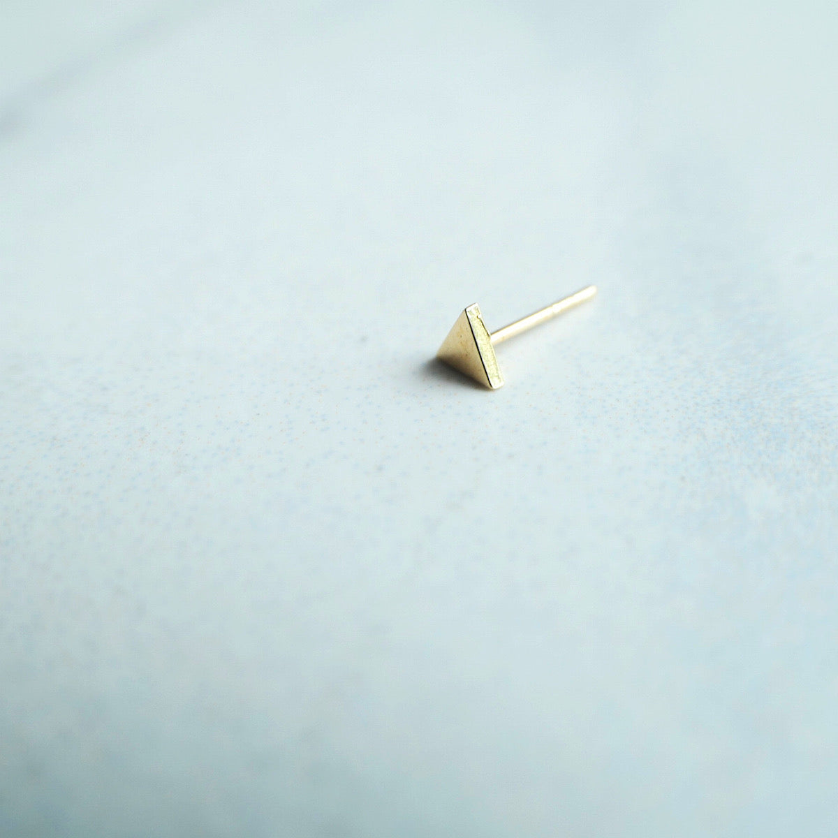 【GE230902】14K Gold Stud Earrings 