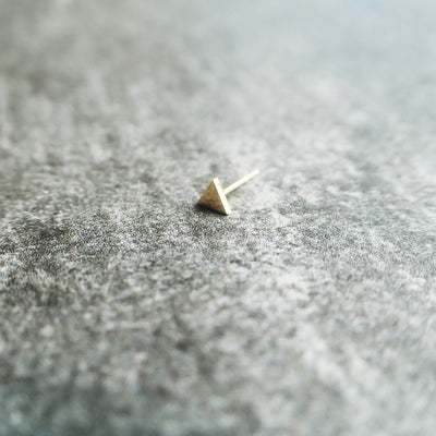 【GE230902】14K Gold Stud Earrings 