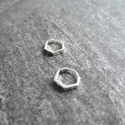 【SE231007】Sterling Silver Huggie Earrings