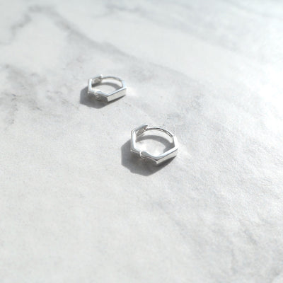 【SE231007】Sterling Silver Huggie Earrings