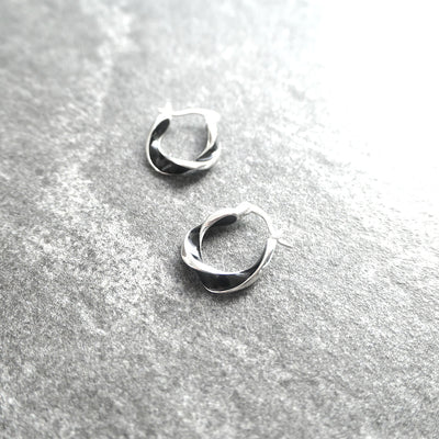 【SE231008】Sterling Silver Hoop Earrings