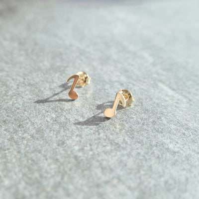 【GE231001】14K Gold Stud Earrings 