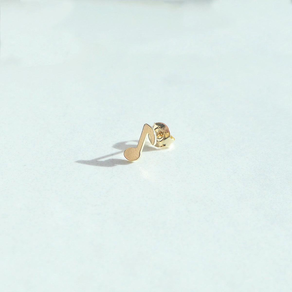 【GE231001】14K Gold Stud Earrings 