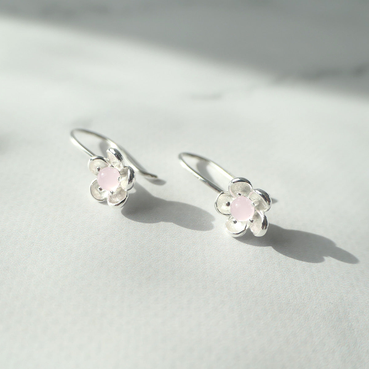 【SE250106】 Sterling Silver Rose Quartz Threaded Earrings