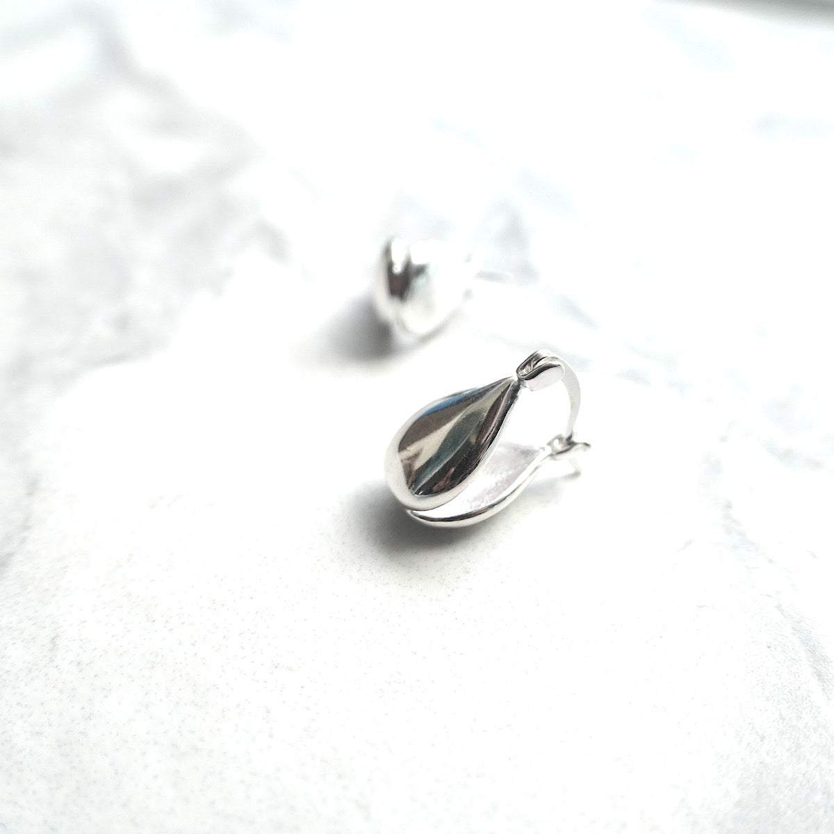 【SE230616】Sterling Silver Hoop Earrings
