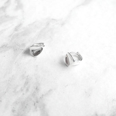 【SE230708】Sterling Silver Huggie Earrings
