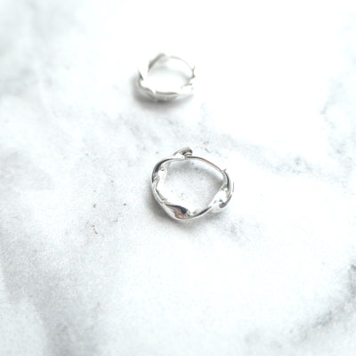 【SE230702】Sterling Silver Hoop Earrings
