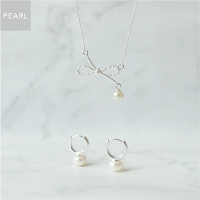 リボン×パール ペンダントネックレス（シルバー925）、ハギーピアス、6月誕生石、蟹座・魚座・牡牛座、金属アレルギー対応