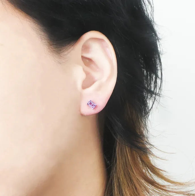 アメジスト 多面カット レクタングル スタッドピアス（シルバー925