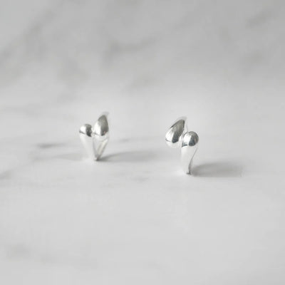 ダブルサークル ドロップ ハギーピアス（シルバー925）、金属アレルギー対応