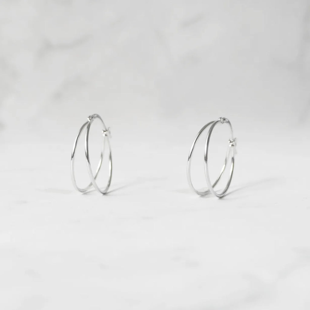 ダブルライン フープピアス(シルバー925)| SMUK公式通販 ダブルライン フープピアス(シルバー925)| SMUK公式通販
