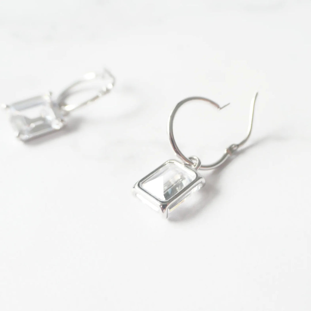 e.m. SILVER925ジルコニアフープピアス SILVER925ジルコニアフープピアス/レディース/メンズ/ギフト