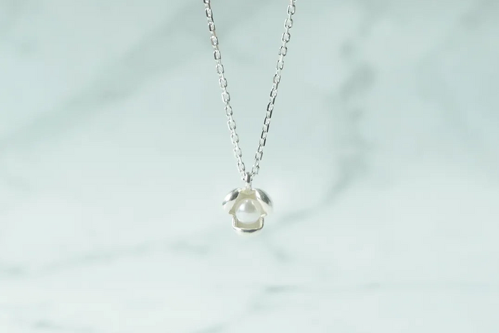 パールネックレス フラワーモチーフ留め具 シルバー フラワーパールネックレス｜925シルバー 天然パール 6月誕生石｜SMUK