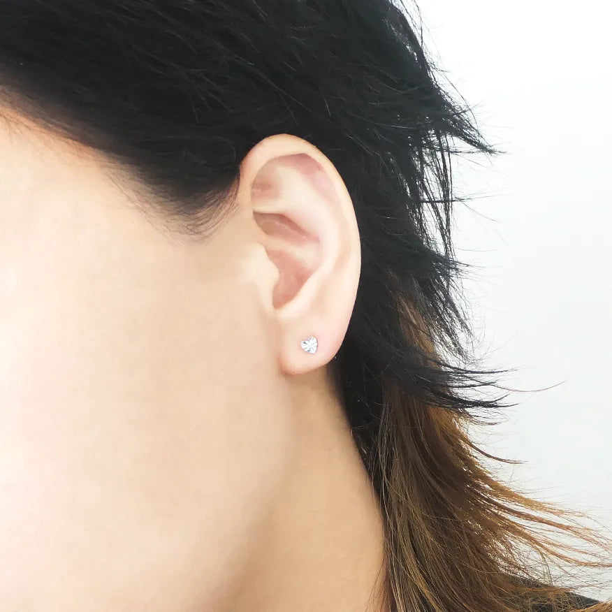 ハートカット スタッドピアス（シルバー925） | SMUK公式通販