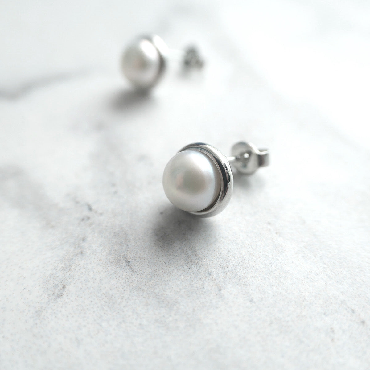 【SE230404】Sterling Silver Stud Earrings
