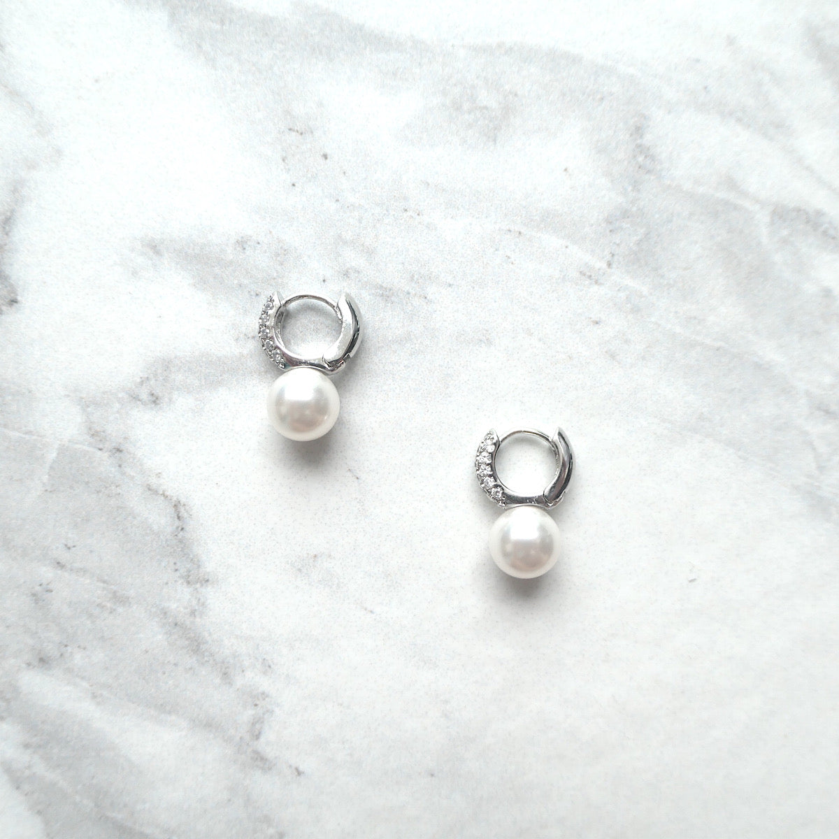 【SE230401】 Sterling Silver Dangle Earrings
