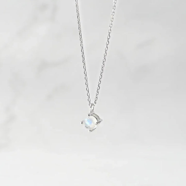ラウンド ムーンストーン ネックレス＆スタッドピアス セット
