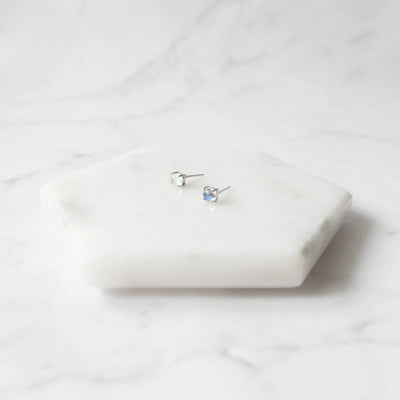 ムーンストーン スタッドピアス（シルバー925／ロジウムプレーティング）