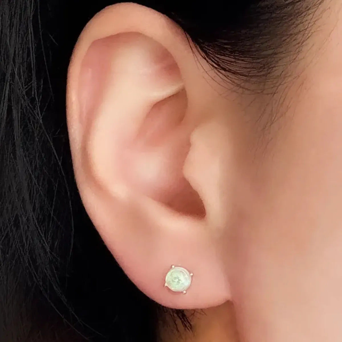 オパール ラウンド ピアス 5mm｜エチオピア産・非加熱 シルバー925 – SMUK