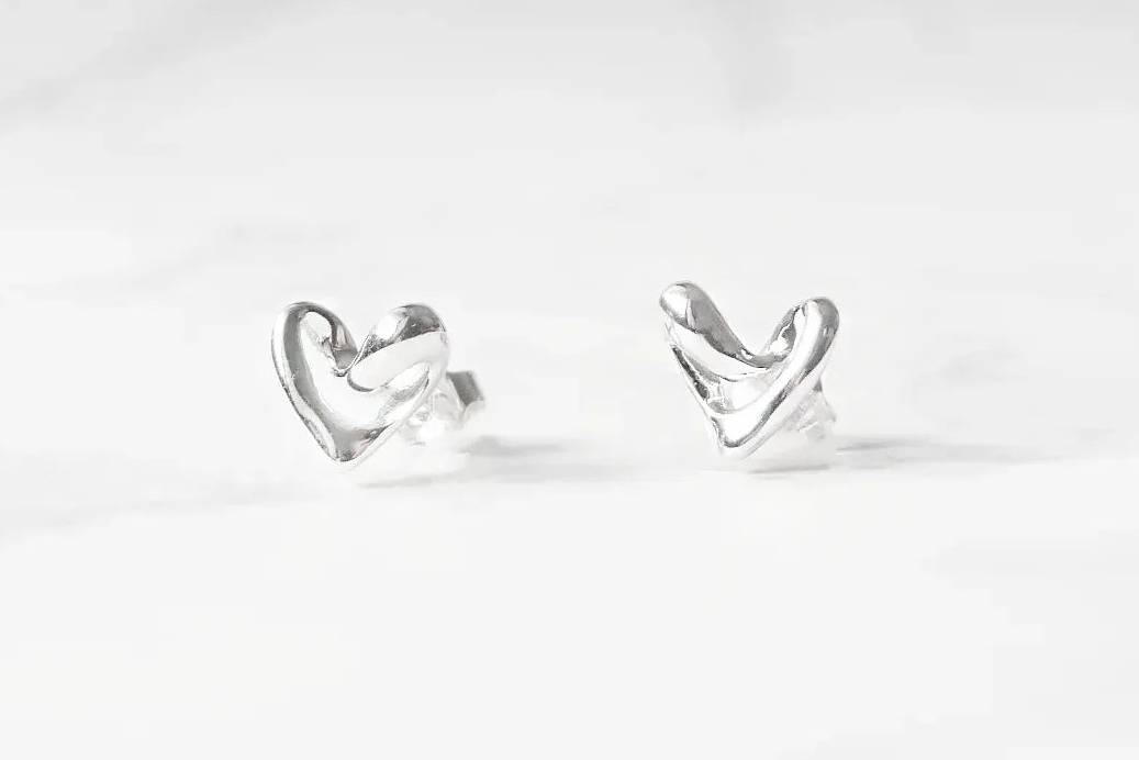 オープンハート ピアス｜シルバー925 ロジウム 金属アレルギー対応