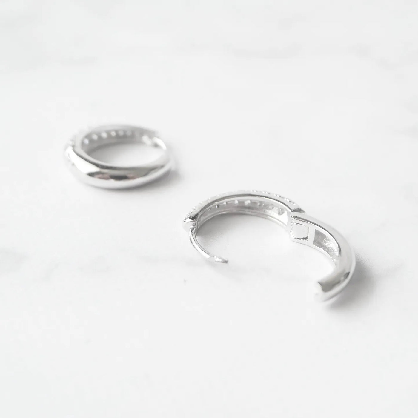 e135ピアス ジルコニア フープピアス シルバー925 18Kメッキ e135ピアス ジルコニア フープピアス シルバー925 18Kメッキ