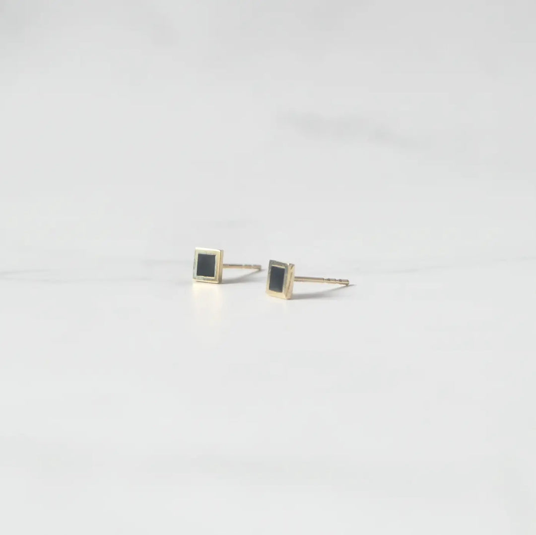 ★送料・関税無料★14K ソリッドゴールド 稲妻 スタッド イヤリング キュービックジルコニア CZ ストーン装飾, イエローゴールド, キュービック