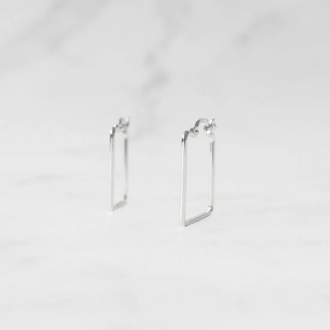 スクエア フープ ピアス（シルバー925） | SMUK公式通販
