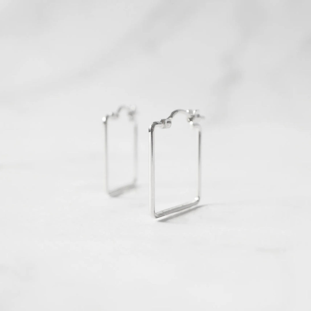 シルバー925 Silver スクエアデザインフープピアス/軽研磨仕上げ/両耳 シルバー925 スクエアピアス フープピアス レディース 可愛い シルバー